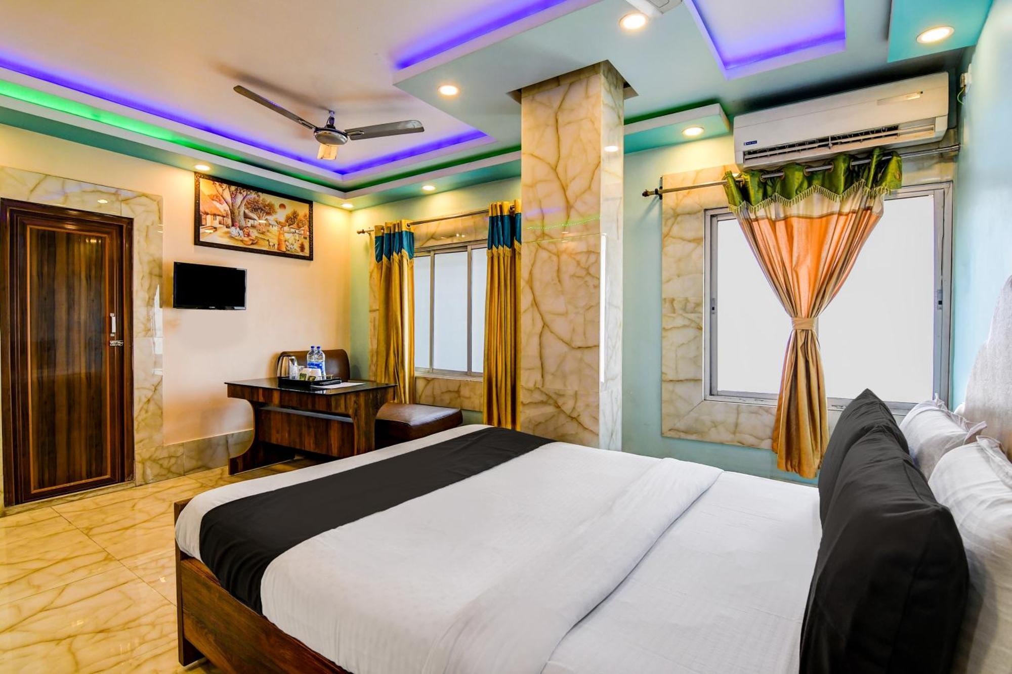 Super Collection O Raj Guest House Near Kolkata Airport Gauripur  エクステリア 写真