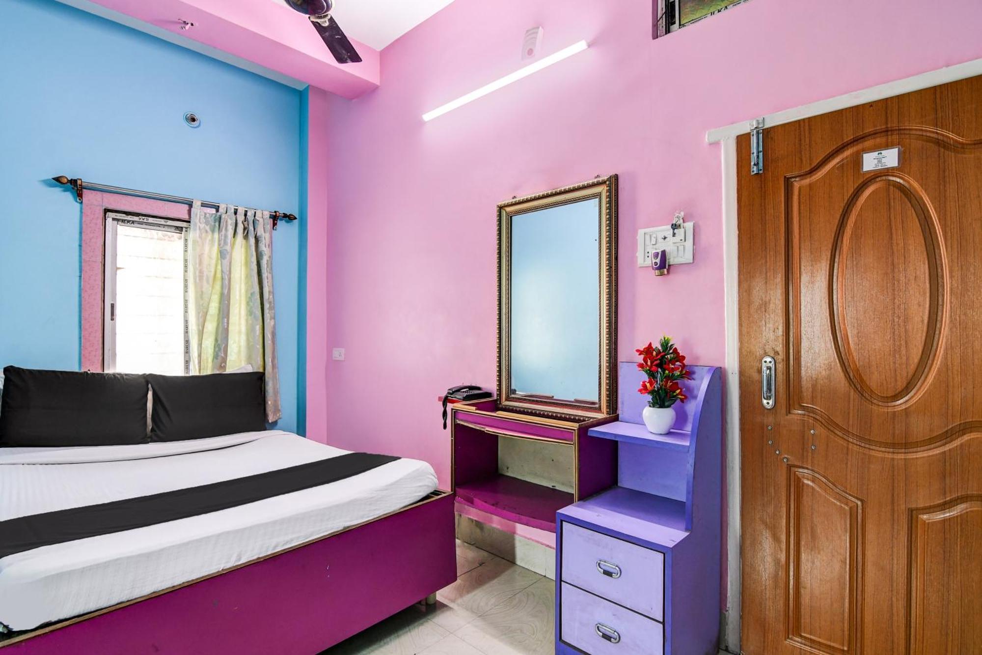 Super Collection O Raj Guest House Near Kolkata Airport Gauripur  エクステリア 写真
